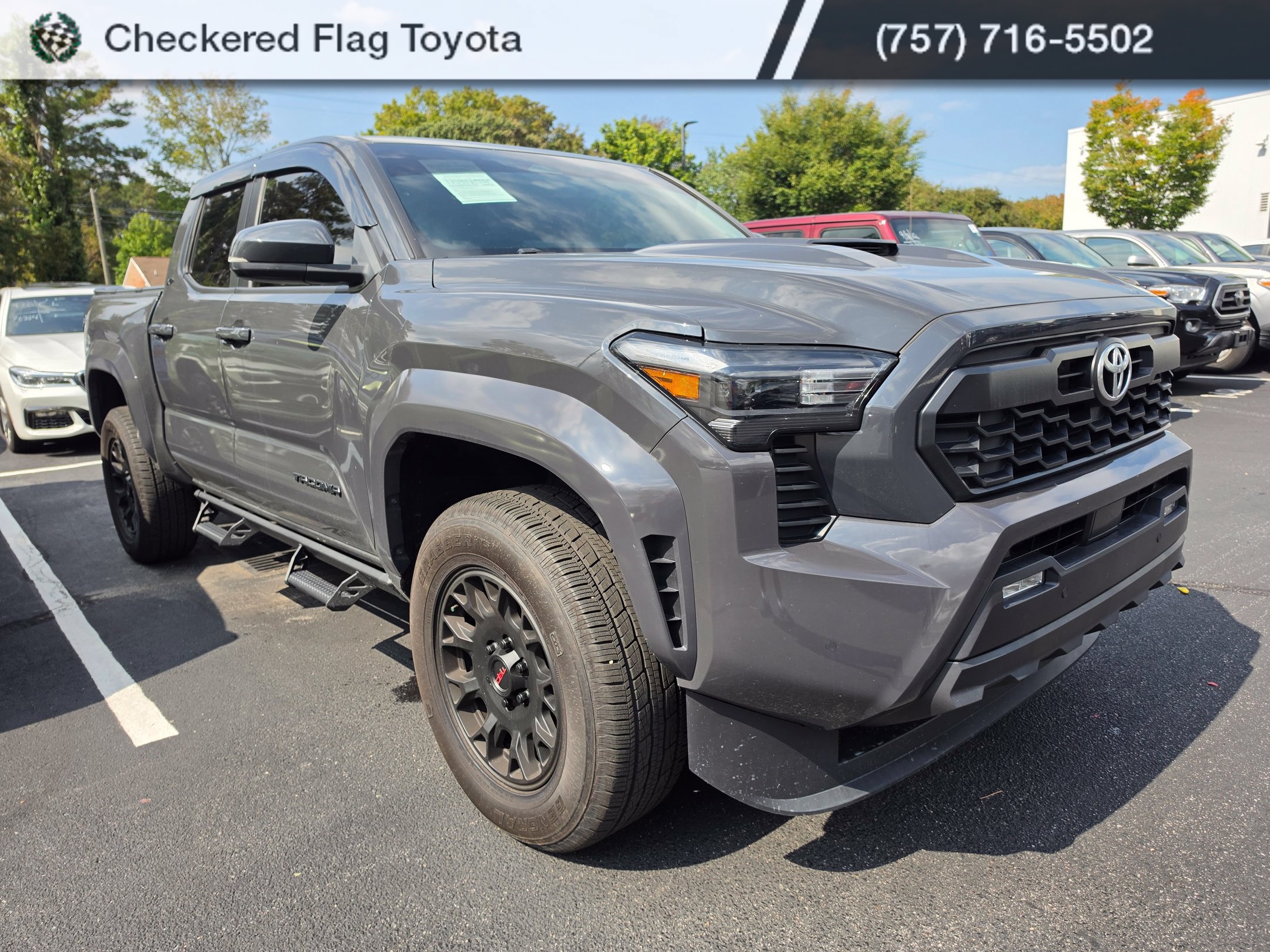 Used 2024 Toyota Tacoma TRD Sport w/ TRD Sport Upgrade Package RWD image 3