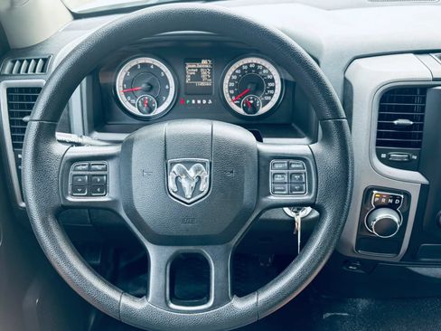 Used 2017 RAM 1500 Tradesman RWD image 19