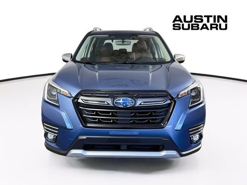 Used 2023 Subaru Forester Touring w/ Popular Package #3 AWD/4WD image 3