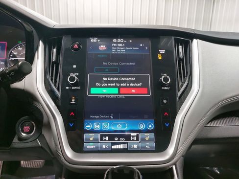 Used 2025 Subaru Outback Premium image 20