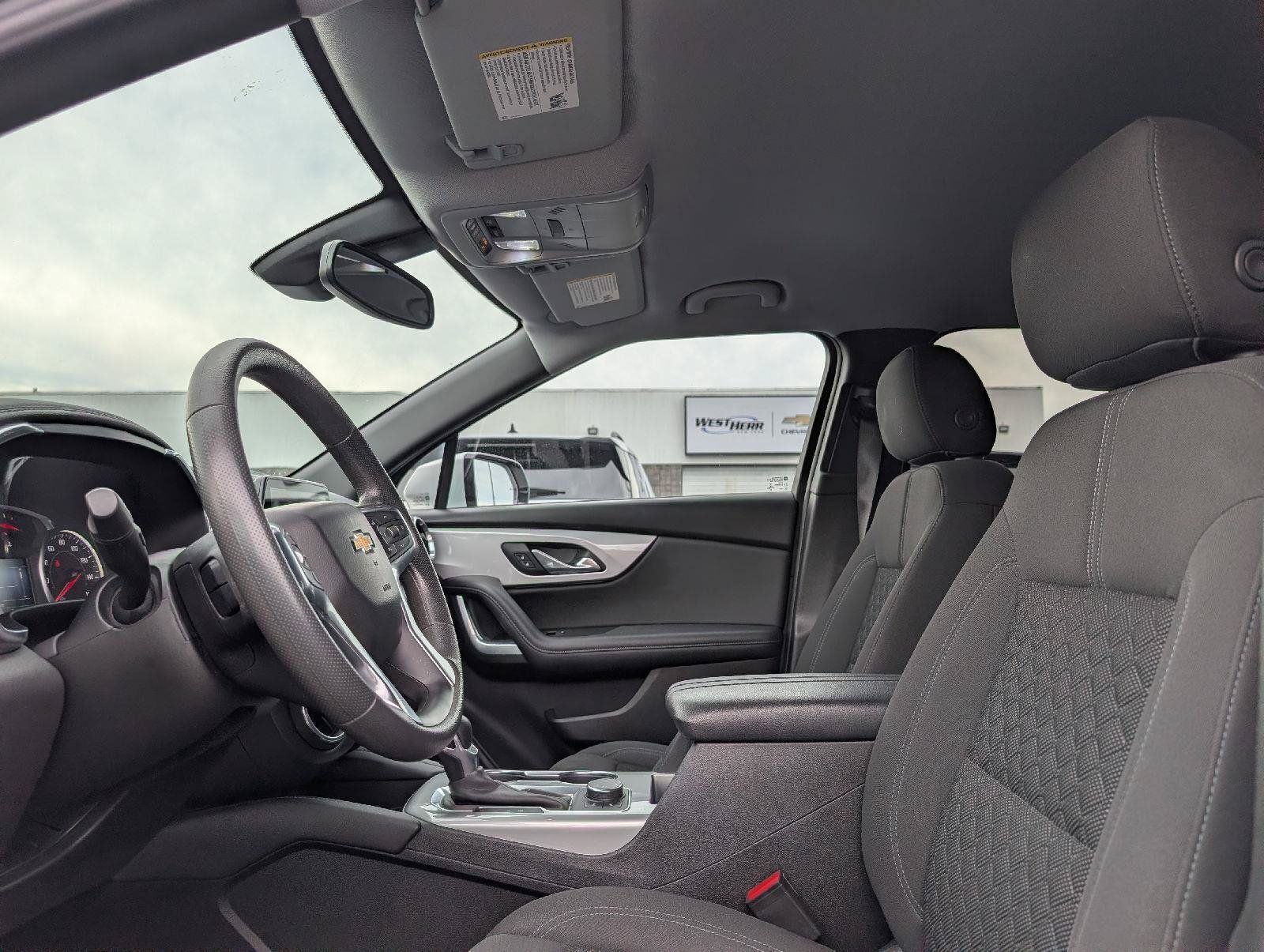Used 2021 Chevrolet Blazer LT AWD/4WD image 8
