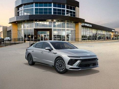 Certified 2025 Hyundai Sonata SEL image 30