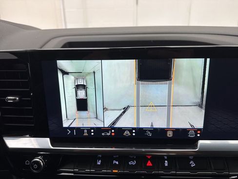 New 2026 GMC Sierra 2500 SLE w/ SLE Value Package; image 28