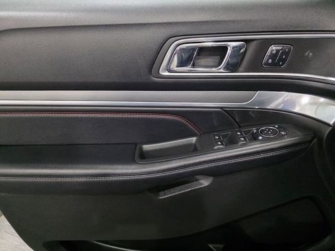 Used 2017 Ford Explorer Sport w/ Equipment Group 401A AWD/4WD image 10