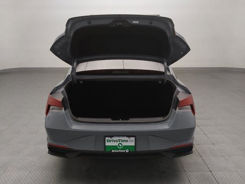 Used 2021 Hyundai Elantra SEL FWD image 29