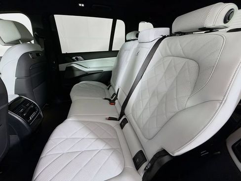 New 2027 BMW X7 xDrive40i AWD/4WD image 26