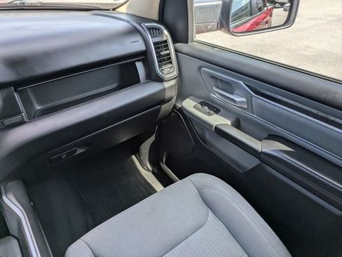 Used 2019 RAM 1500 Big Horn RWD image 17