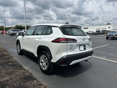 Certified 2026 Toyota Corolla Cross L AWD/4WD image 5