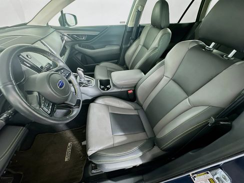 Used 2025 Subaru Outback Onyx Edition AWD/4WD image 13