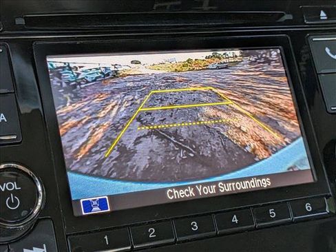 Used 2019 Honda HR-V LX image 7