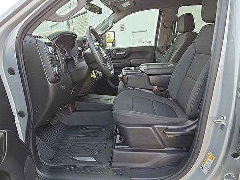 Used 2022 GMC Sierra 3500 Pro w/ Convenience Package image 18