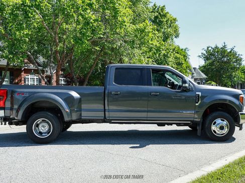 Used 2017 Ford F350 Lariat w/ Lariat Ultimate Package AWD/4WD image 9
