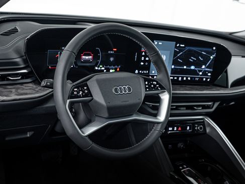 New 2025 Audi Q5 Premium Plus image 10