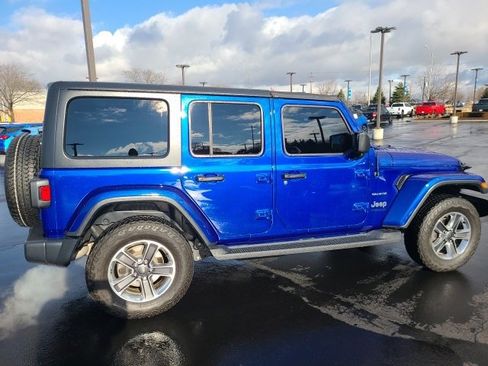 Used 2020 Jeep Wrangler Unlimited Sahara image 6