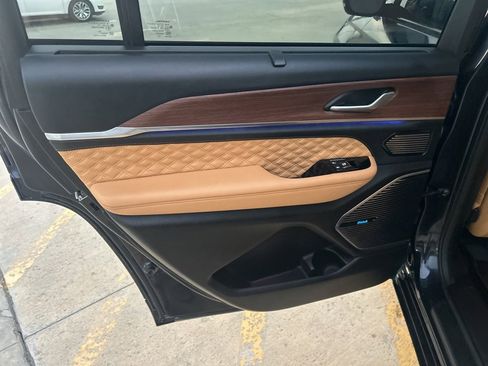 Used 2023 Jeep Grand Cherokee L Summit w/ Advanced Protech Group IV image 20