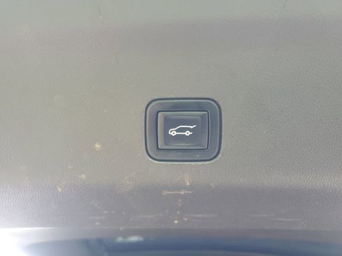 Used 2022 Chevrolet Tahoe LT w/ LT Signature Plus Package AWD/4WD image 18