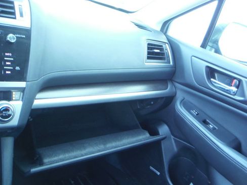Used 2016 Subaru Legacy 2.5i Limited AWD/4WD image 32