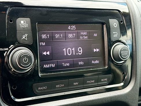 Used 2021 RAM ProMaster 1500 FWD image 6
