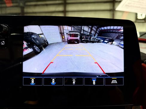 Used 2021 Chevrolet Corvette Stingray Preferred Cpe w/ Z51 Performance Package RWD image 25