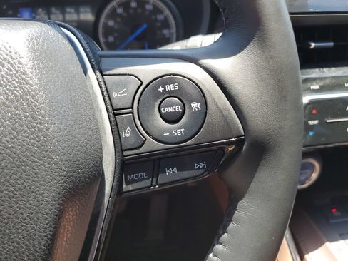 Used 2021 Toyota Venza Limited w/ Advanced Technology Package AWD/4WD image 22