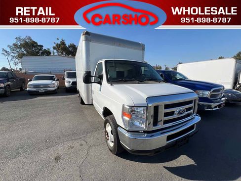 Used 2019 Ford E-350 and Econoline 350 Super Duty image 1