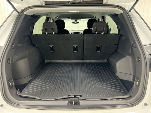 Used 2019 Chevrolet Equinox LT image 23