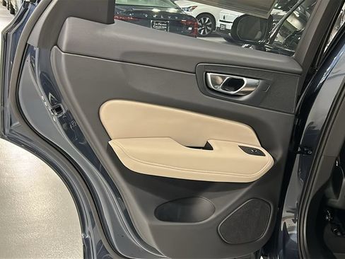 Certified 2026 Volvo XC60 B5 Plus AWD/4WD image 22