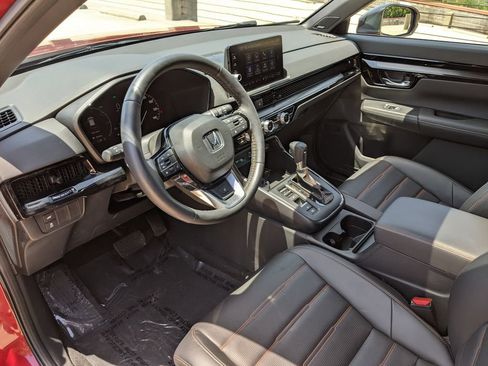 Used 2025 Honda CR-V Sport Touring image 8