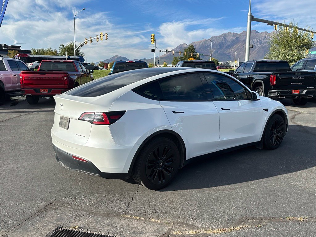 Used 2023 Tesla Model Y Long Range AWD/4WD image 9