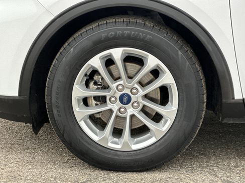 Certified 2022 Ford Escape SE image 26