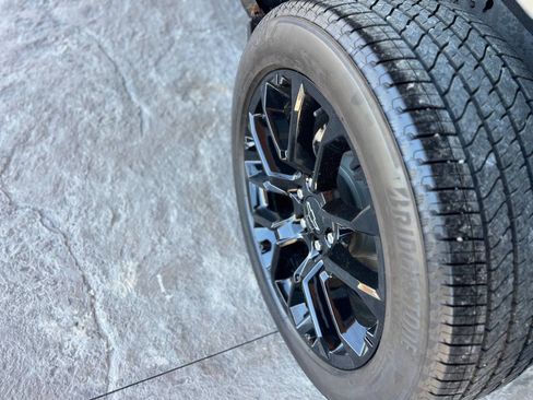 Used 2017 Chevrolet Silverado 1500 LT w/ All Star Edition image 10