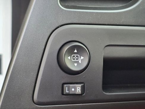 Used 2019 Chevrolet Corvette Stingray Coupe w/ Battery Protection Package image 27