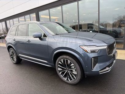New 2026 Volvo XC90 B6 Plus w/ Protection Package Premier