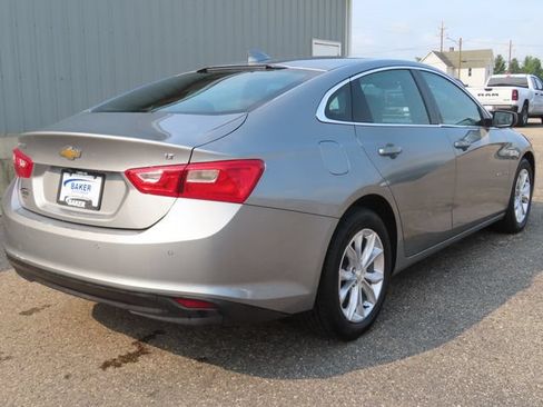 Used 2024 Chevrolet Malibu LT FWD image 3