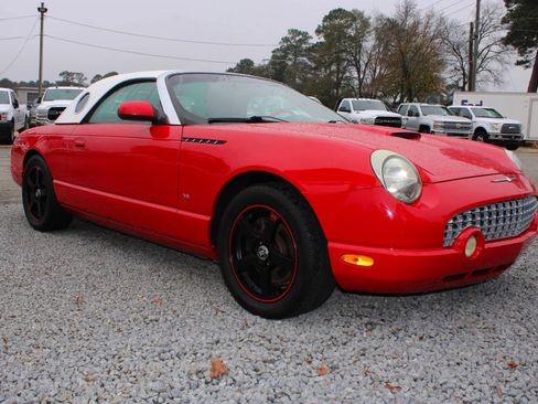 Used 2004 Ford Thunderbird image 9