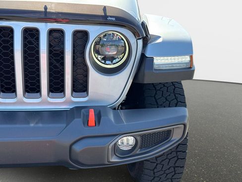 Used 2023 Jeep Gladiator Mojave w/ LED Lighting Group AWD/4WD image 10