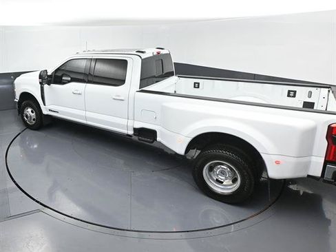 Used 2025 Ford F350 Lariat w/ Lariat Ultimate Package AWD/4WD image 46