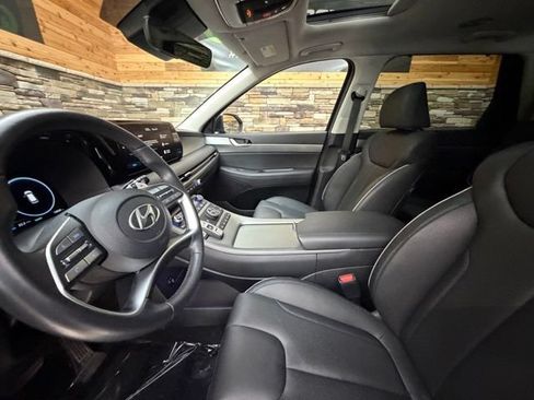 Certified 2024 Hyundai Palisade SEL w/ Premium Package AWD/4WD image 13