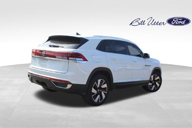Used 2024 Volkswagen Atlas Cross Sport SE AWD/4WD image 5