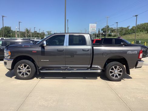 Used 2020 RAM 2500 Big Horn w/ Level 1 Equipment Group AWD/4WD image 2