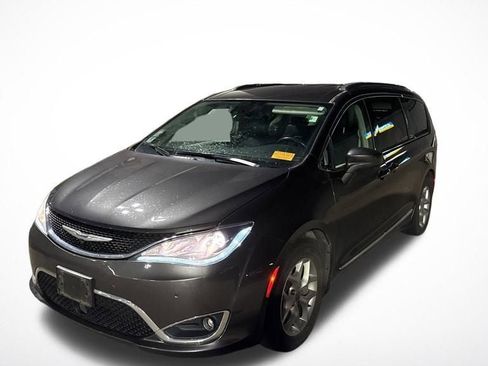 Used 2020 Chrysler Pacifica Touring-L Plus w/ Tire & Wheel Group image 1