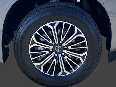 New 2026 Nissan Armada SL image 7