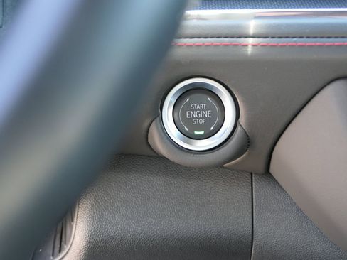 Used 2025 Chevrolet Tahoe RST image 23