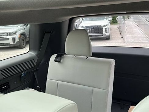 Used 2024 Hyundai Santa Fe Limited FWD image 29