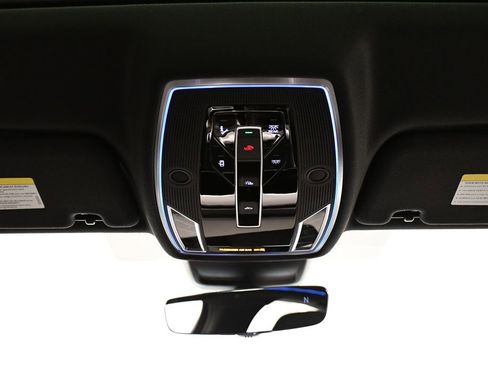 New 2025 Audi S8 image 17