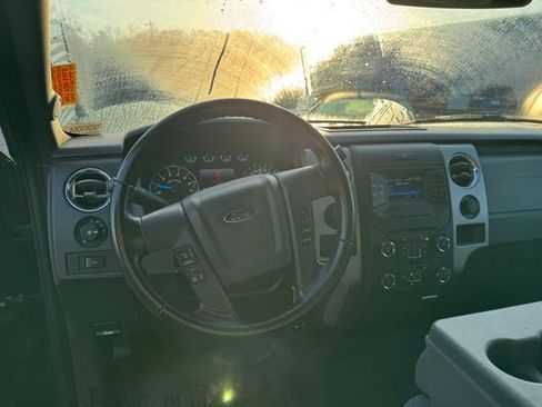 Used 2013 Ford F150 XLT w/ Luxury Equipment Group image 12