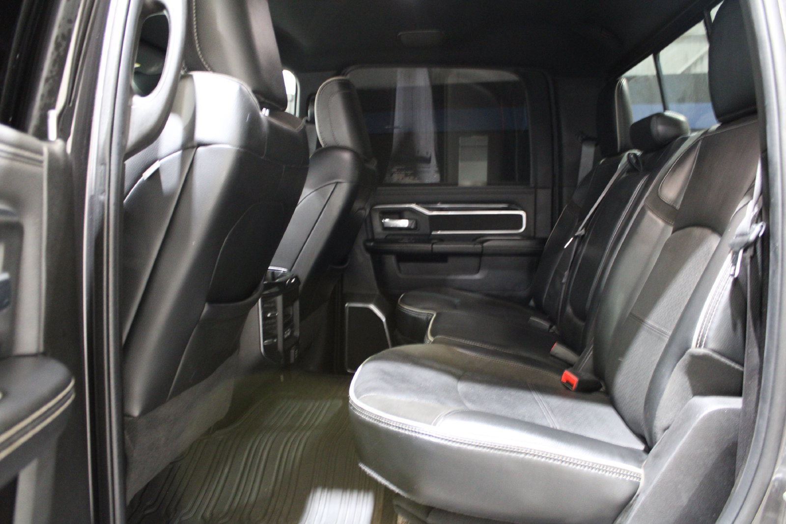 Used 2022 RAM 2500 Laramie AWD/4WD image 16