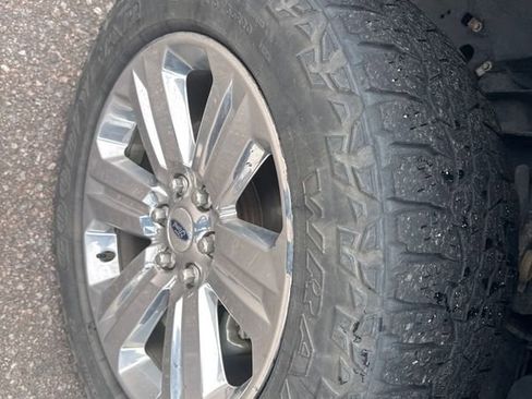 Used 2019 Ford F150 XLT w/ Equipment Group 302A Luxury AWD/4WD image 22