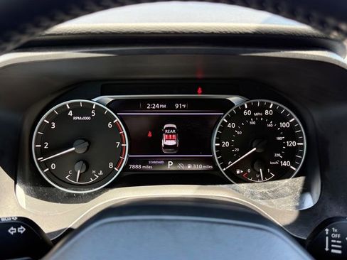 Certified 2025 Nissan Rogue SV FWD image 21