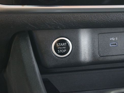 Used 2023 Nissan Rogue S AWD/4WD image 28